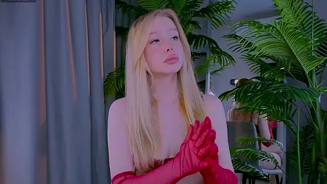 Snapshot of emilyshepar_d chatting on March 23, 2026, 3:17 am emilyshepar d online show from March 23, 2026, 3:17 am