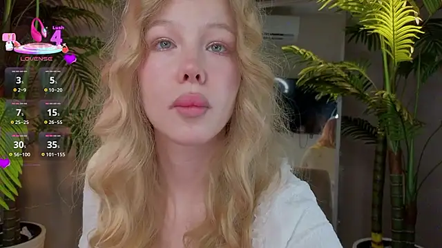 Snapshot of emilyshepar_d chatting on March 3, 2026, 3:57 am emilyshepar d online show from March 3, 2026, 3:57 am