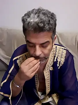 Snapshot of Buen_Pete chatting on October 14, 2025, 3:29 am Buen Pete online show from October 14, 2025, 3:29 am