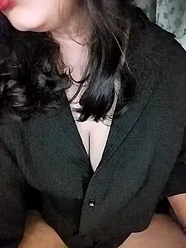 Snapshot of your_avni chatting on November 4, 2025, 6:44 pm your avni online show from November 4, 2025, 6:44 pm