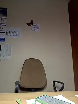 Ami Foxy online show from December 23, 2025, 10:47 am