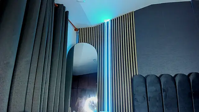 Gina 77 online show from January 6, 2026, 7:51 pm