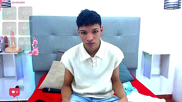 Snapshot of Rick_Wade chatting on November 19, 2025, 3:28 am Rick Wade online show from November 19, 2025, 3:28 am