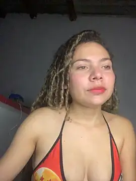 Snapshot of Daniela_hot23 chatting on May 15, 2026, 3:37 am Daniela hot23 online show from May 15, 2026, 3:37 am