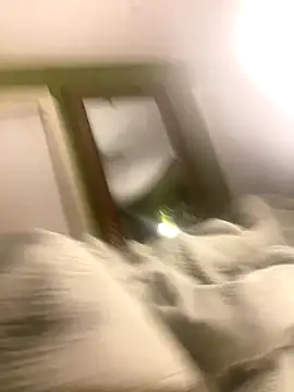 Snapshot of caramel__cremes chatting on September 28, 2025, 7:26 am caramel  cremes online show from September 28, 2025, 7:26 am