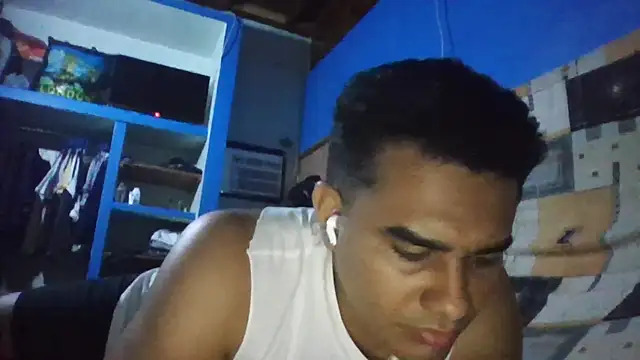 Snapshot of Edward_chubby chatting on September 11, 2025, 3:17 am Edward chubby online show from September 11, 2025, 3:17 am