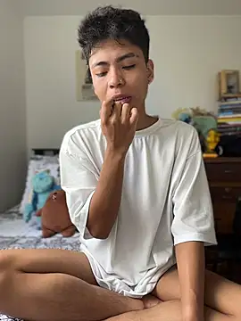 MaxiWildd online show from July 2, 2026, 2:01 pm