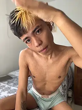 MaxiWildd online show from July 3, 2026, 1:06 pm