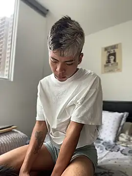MaxiWildd online show from July 20, 2026, 2:08 pm