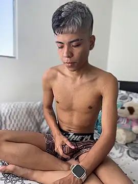 MaxiWildd online show from July 14, 2026, 1:28 pm
