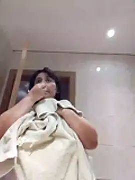 Snapshot of tutermitoa chatting on October 21, 2025, 11:15 pm tutermitoa online show from October 21, 2025, 11:15 pm