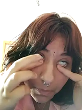 Snapshot of tutermitoa chatting on October 15, 2025, 5:10 pm tutermitoa online show from October 15, 2025, 5:10 pm