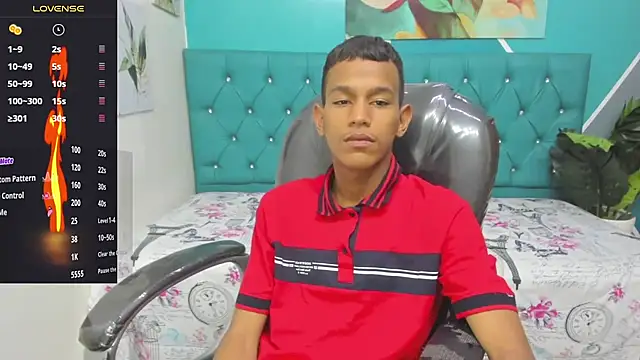 Snapshot of Rory_castro chatting on October 22, 2025, 10:52 pm Rory castro online show from October 22, 2025, 10:52 pm