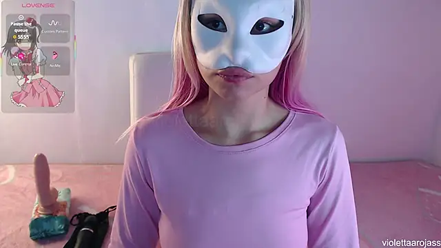 Snapshot of violettaarojass chatting on November 12, 2025, 10:30 am violettaarojass online show from November 12, 2025, 10:30 am