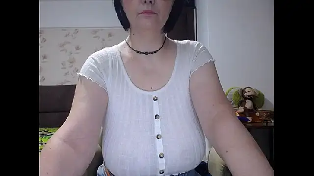 Snapshot of Mary_x chatting on May 26, 2026, 3:26 am Mary x online show from May 26, 2026, 3:26 am