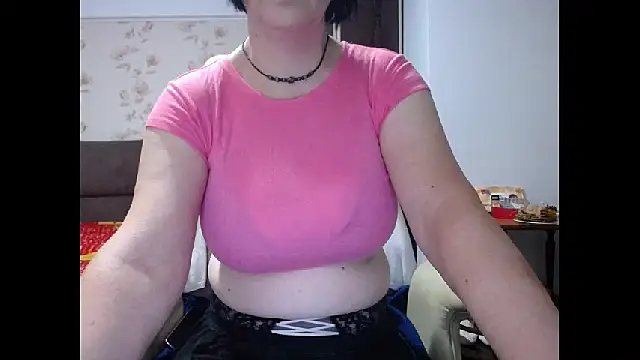 Mary x online show from October 8, 2025, 2:46 am