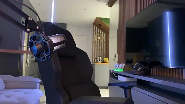 mettew22cm online show from March 11, 2026, 3:22 am