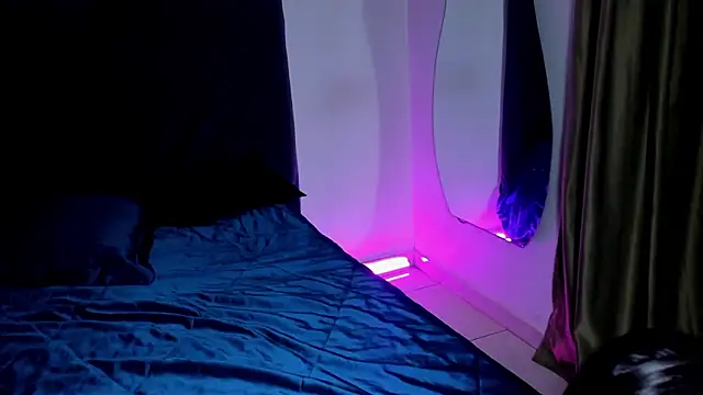 saramikaelson online show from November 29, 2025, 11:05 pm