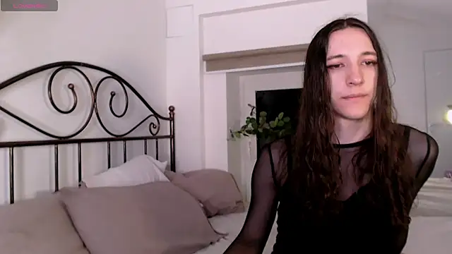 SilverMuse online show from February 24, 2026, 12:55 am