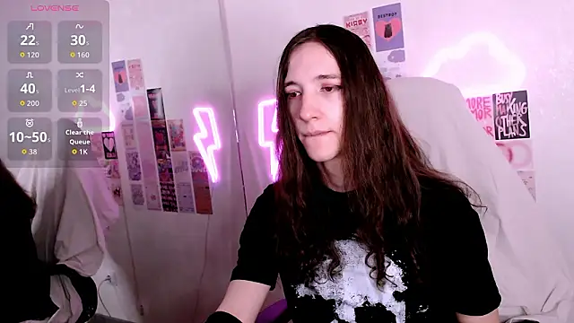 SilverMuse online show from February 4, 2026, 11:55 pm