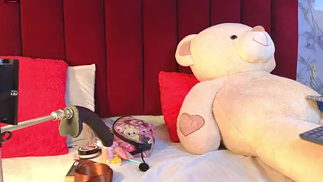 Snapshot of PrincePoppy chatting on October 31, 2025, 8:49 pm PrincePoppy online show from October 31, 2025, 8:49 pm