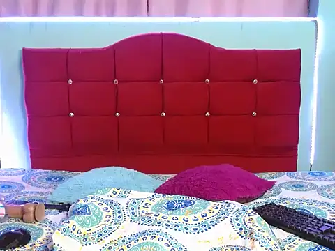 Katherine 13 online show from April 20, 2026, 10:11 pm