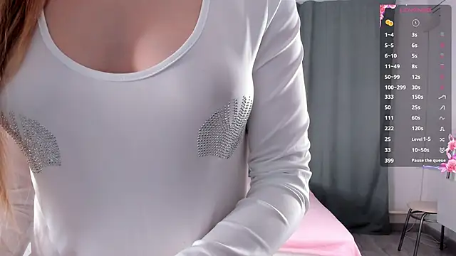 Snapshot of OdelynaFrake chatting on November 27, 2025, 6:36 am OdelynaFrake online show from November 27, 2025, 6:36 am