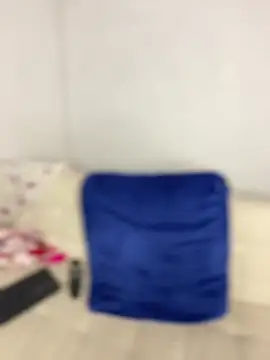 snow doll online show from February 10, 2026, 10:31 pm