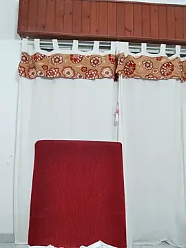 Snapshot of Bradd_32 chatting on October 18, 2025, 2:35 am Bradd 32 online show from October 18, 2025, 2:35 am