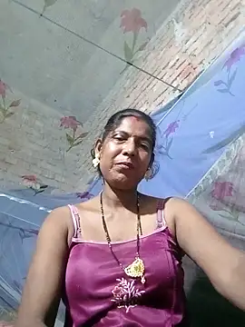 Snapshot of Savita992 chatting on May 16, 2026, 6:51 pm Savita992 online show from May 16, 2026, 6:51 pm
