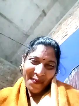 Savita992 online show from December 15, 2025, 6:47 pm