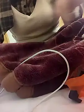 Snapshot of opna8 chatting on February 10, 2026, 7:51 am opna8 online show from February 10, 2026, 7:51 am