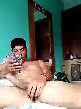 frankitocam4 online show from March 9, 2026, 3:26 pm