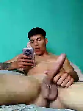 frankitocam4 online show from March 16, 2026, 8:22 pm