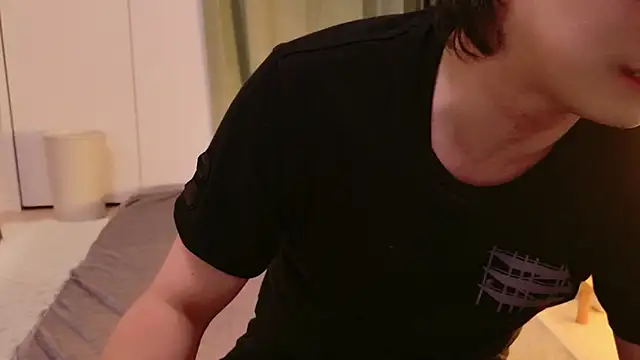 Snapshot of C-4bomb chatting on December 14, 2025, 9:15 am C-4bomb online show from December 14, 2025, 9:15 am