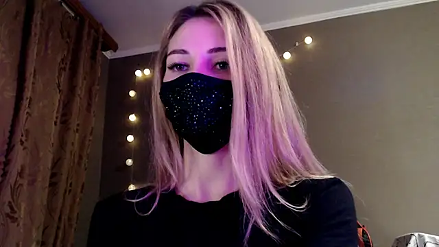 Snapshot of Iris_lave chatting on November 29, 2025, 5:02 pm Iris lave online show from November 29, 2025, 5:02 pm