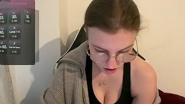 BustyKellyXXX online show from January 13, 2026, 9:02 am