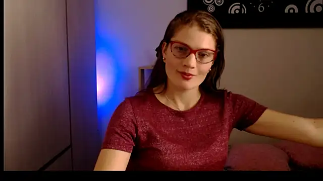 Camila-ventura online show from April 6, 2026, 2:40 pm