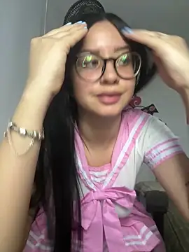 lucy grey25 online show from February 24, 2026, 5:36 pm