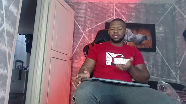 Snapshot of big_blackmen19 chatting on October 21, 2025, 12:15 pm big blackmen19 online show from October 21, 2025, 12:15 pm