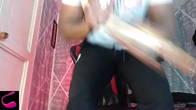 Snapshot of big_blackmen19 chatting on November 21, 2025, 5:12 pm big blackmen19 online show from November 21, 2025, 5:12 pm