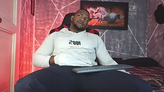 Snapshot of big_blackmen19 chatting on October 11, 2025, 1:01 pm big blackmen19 online show from October 11, 2025, 1:01 pm