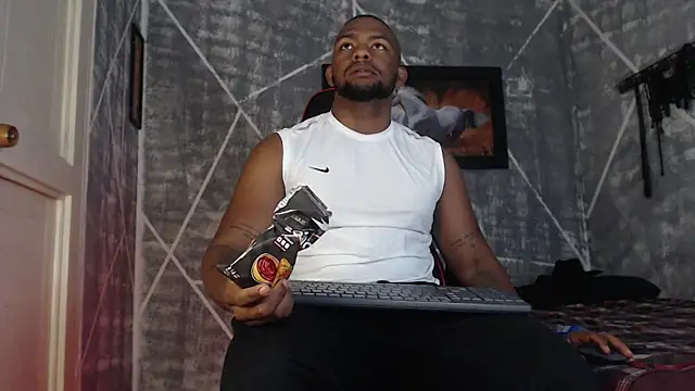 Snapshot of big_blackmen19 chatting on December 16, 2025, 2:38 am big blackmen19 online show from December 16, 2025, 2:38 am