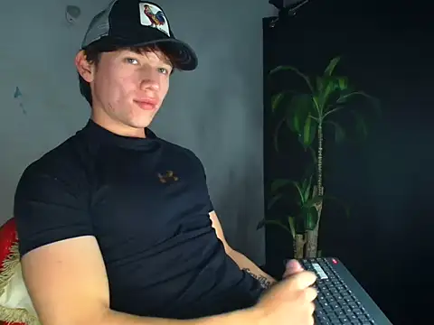 Snapshot of Logan_sixxer chatting on November 21, 2025, 11:15 pm Logan sixxer online show from November 21, 2025, 11:15 pm