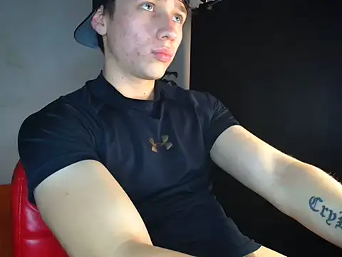 Snapshot of Logan_sixxer chatting on November 7, 2025, 9:08 pm Logan sixxer online show from November 7, 2025, 9:08 pm