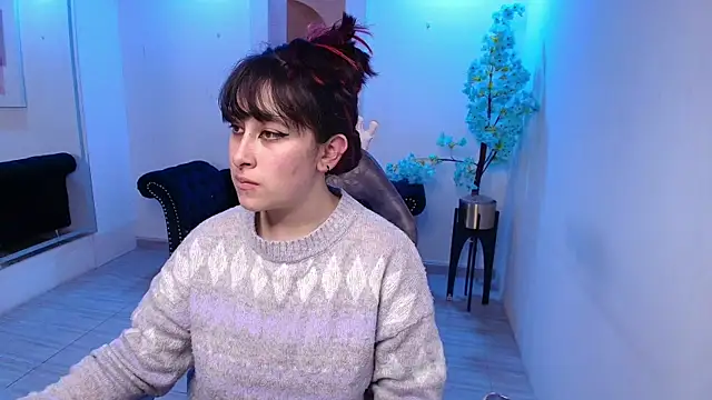 Snapshot of Tarly_matches chatting on November 17, 2025, 7:51 pm Tarly matches online show from November 17, 2025, 7:51 pm