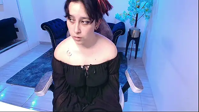 Snapshot of Tarly_matches chatting on December 1, 2025, 6:53 pm Tarly matches online show from December 1, 2025, 6:53 pm