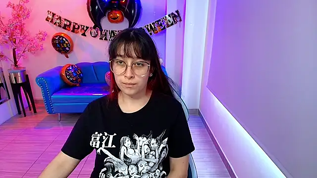 Snapshot of Tarly_matches chatting on October 26, 2025, 12:05 pm Tarly matches online show from October 26, 2025, 12:05 pm