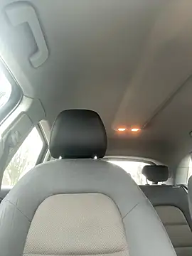 Elegant-Chlo37 online show from February 18, 2026, 10:33 am