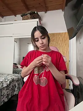 Snapshot of Babylovetiernax chatting on November 6, 2025, 6:34 pm Babylovetiernax online show from November 6, 2025, 6:34 pm